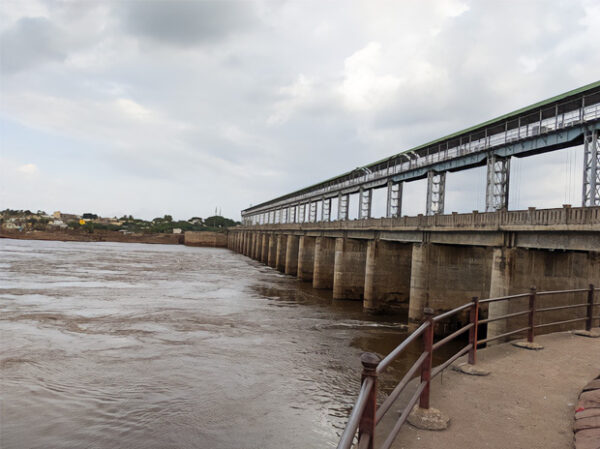 Bridge-across-Krishna-River-on-Jamkhandi-Athani-Road